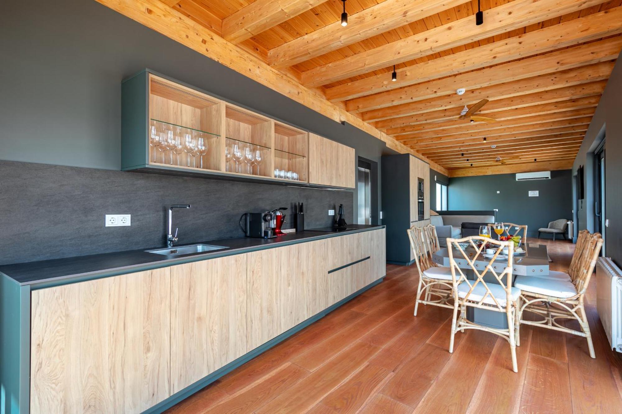 Green-Apartments Reales Atarazanas Suites Севилья Экстерьер фото